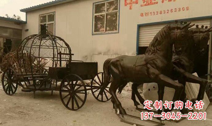 黄冈玻璃钢欧式马车雕塑精美艺术品