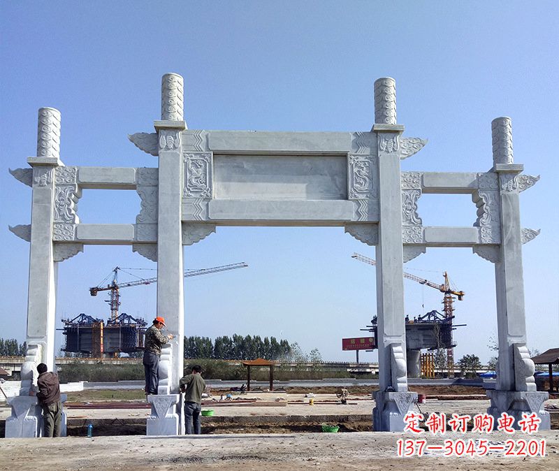 黄冈玻璃钢牌坊雕塑美丽的艺术与历史结合