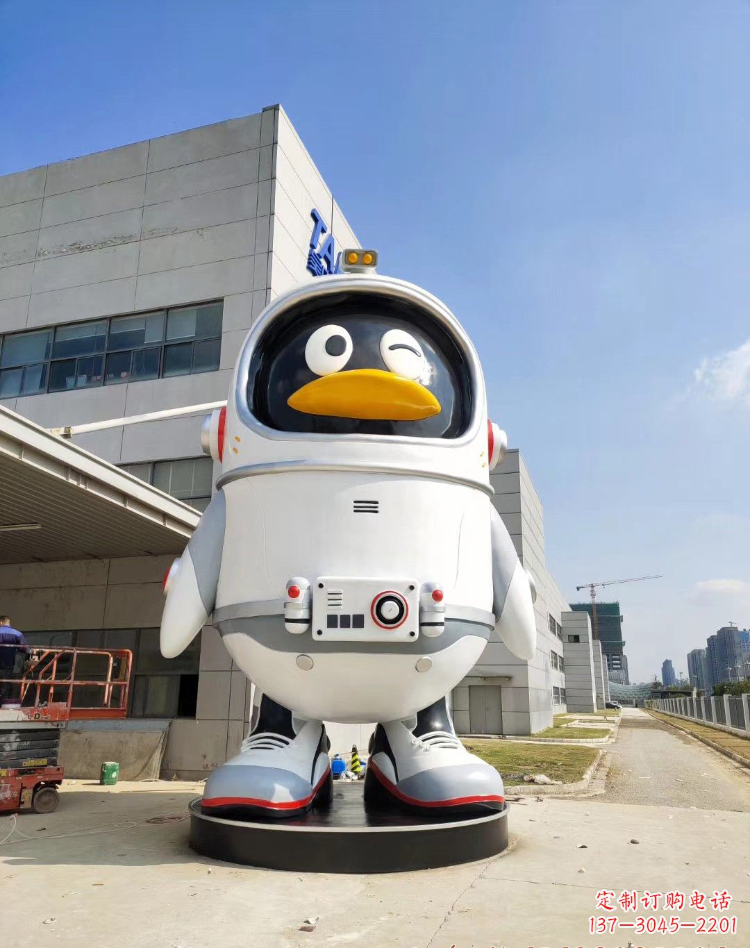 黄冈玻璃钢企鹅雕塑——海洋的象征