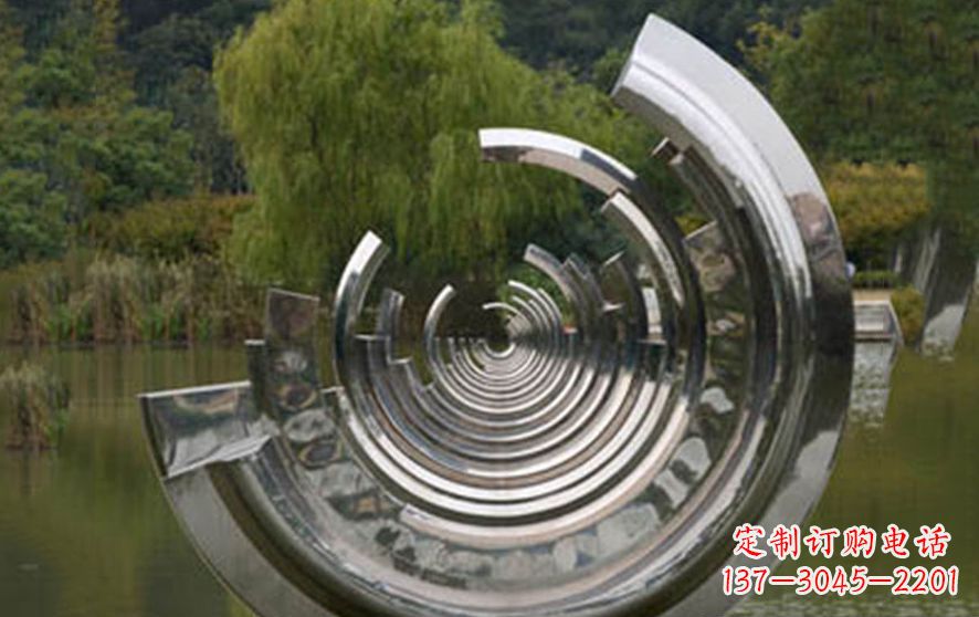 黄冈不锈钢半圆字母景观雕塑——美化环境的艺术