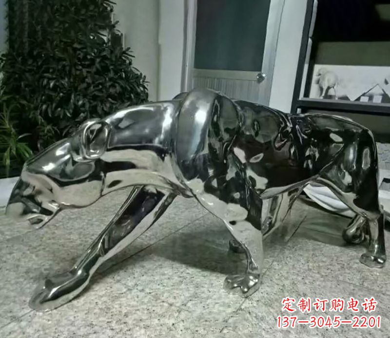 黄冈精美绝伦的不锈钢豹子雕塑