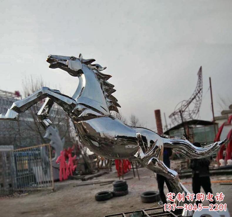 黄冈不锈钢奔跑马雕塑驰骋在人间的艺术精灵