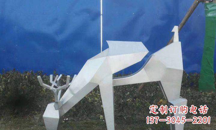 黄冈梅花鹿不锈钢不规则雕塑的传奇