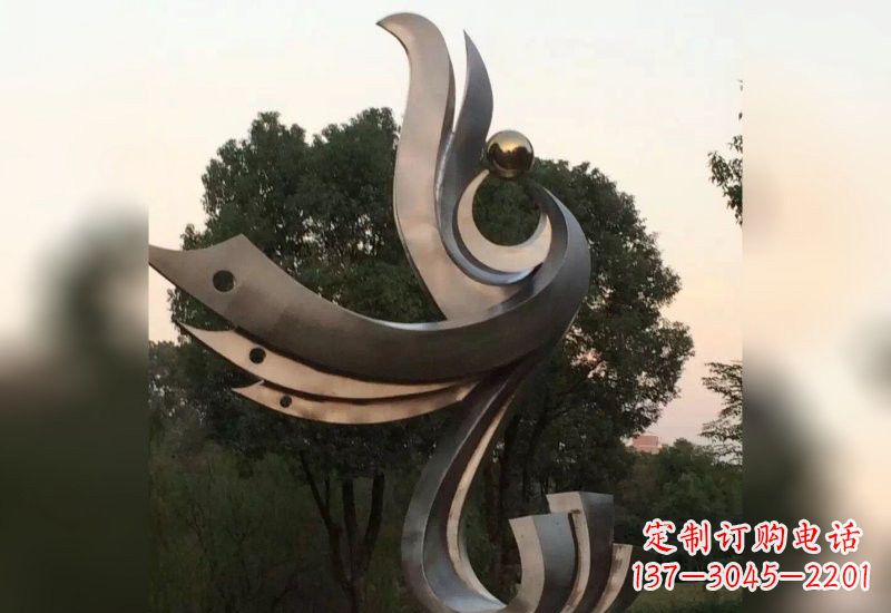 黄冈不锈钢凤凰雕塑象征着活力与美丽
