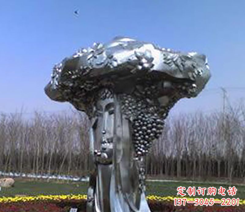 黄冈不锈钢葡萄雕塑——点缀美丽景观