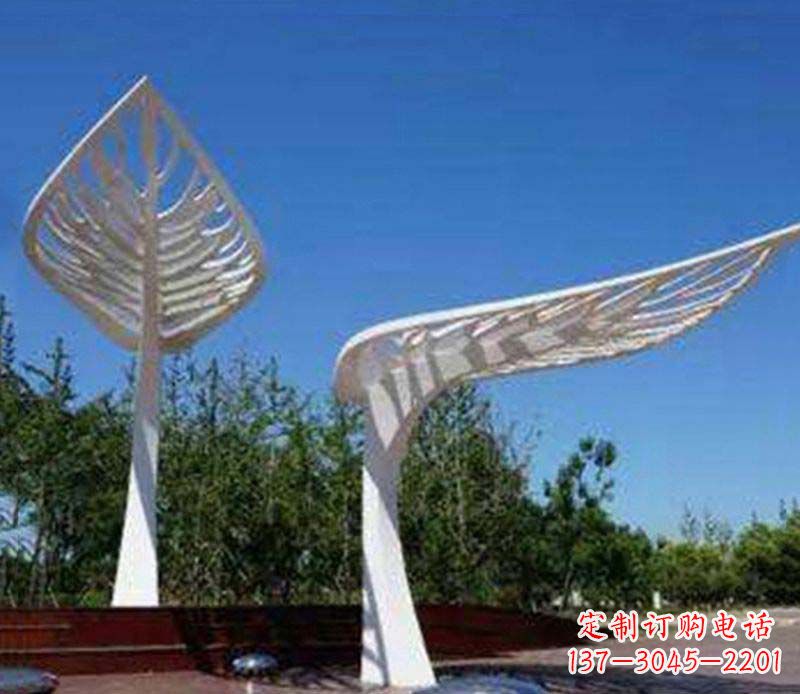 黄冈精美不锈钢树叶雕塑