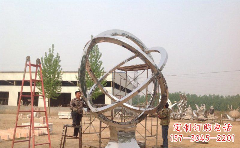 黄冈不锈钢抽象圆环雕塑。