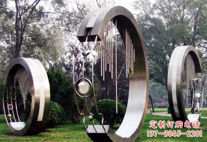 黄冈不锈钢圆环雕塑——聆听之美