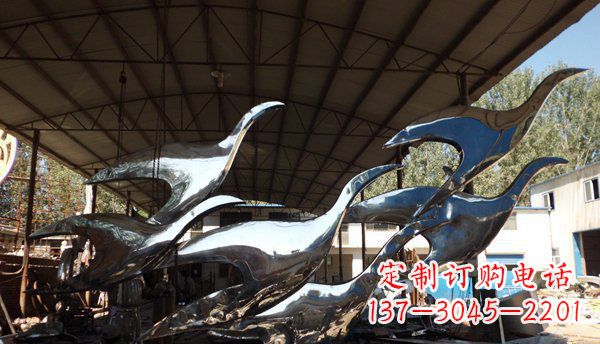 黄冈不锈钢大雁雕塑给环境带来生机