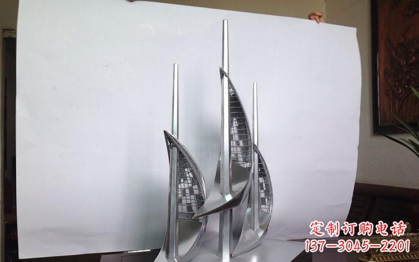 黄冈不锈钢帆船雕塑传承精神的象征