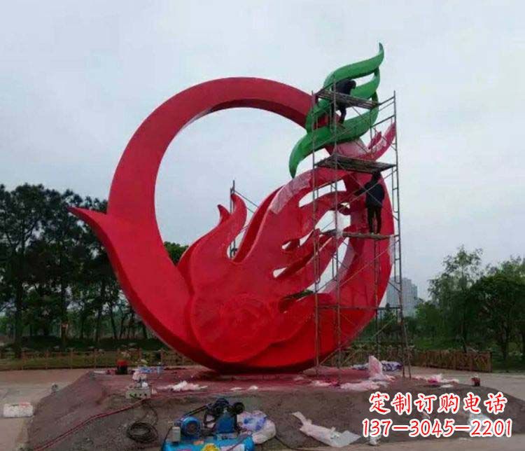 黄冈不锈钢凤凰雕塑精美而又神秘