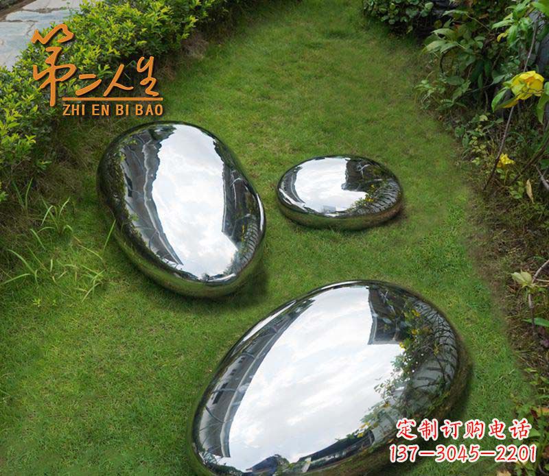黄冈不锈钢公园的水滴雕塑构筑流动的美