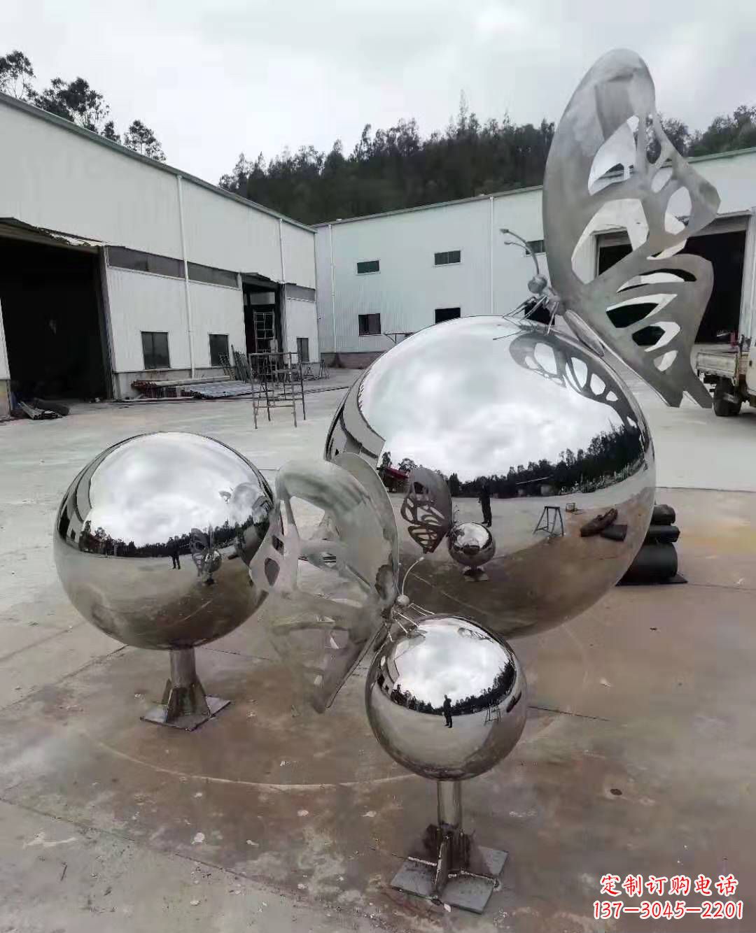 黄冈不锈钢蝴蝶雕塑美丽而迷人