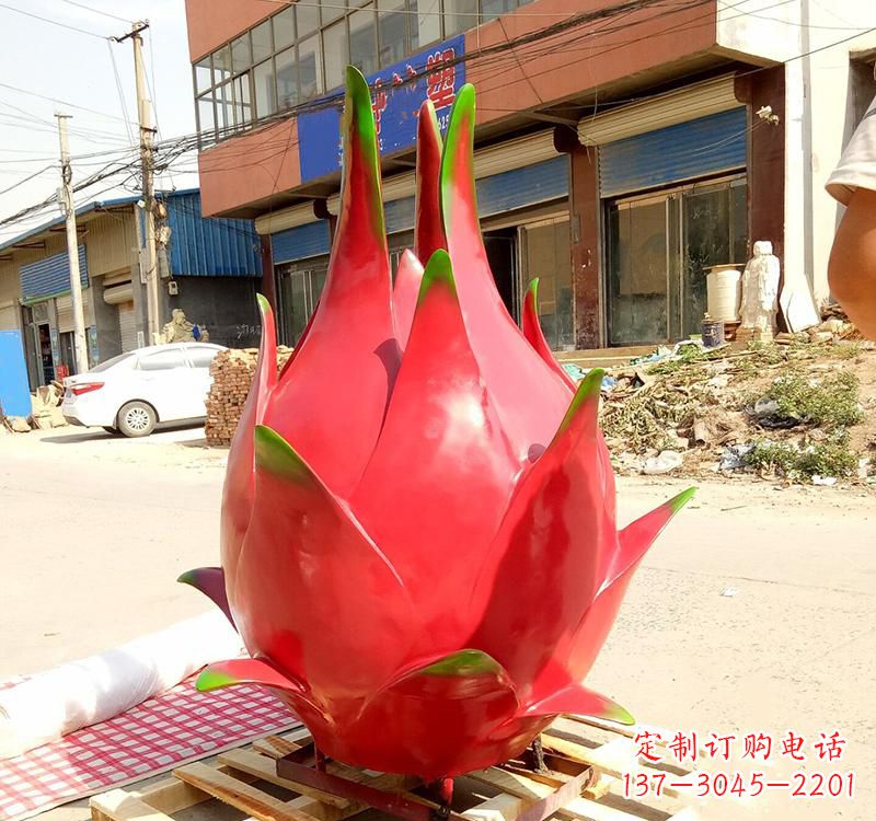 黄冈精美不锈钢火龙果雕塑