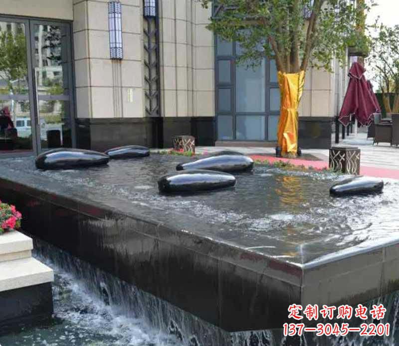 黄冈不锈钢景观异形水滴雕塑