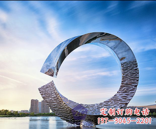 黄冈环绕世界的不锈钢景观雕塑