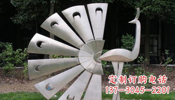黄冈不锈钢孔雀雕塑—景观中的瑰宝
