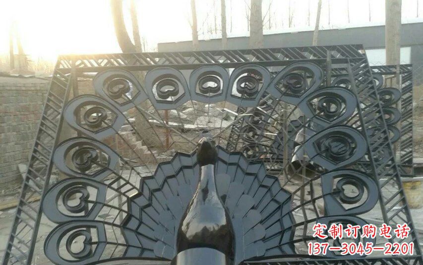 黄冈不锈钢孔雀开屏景观雕塑