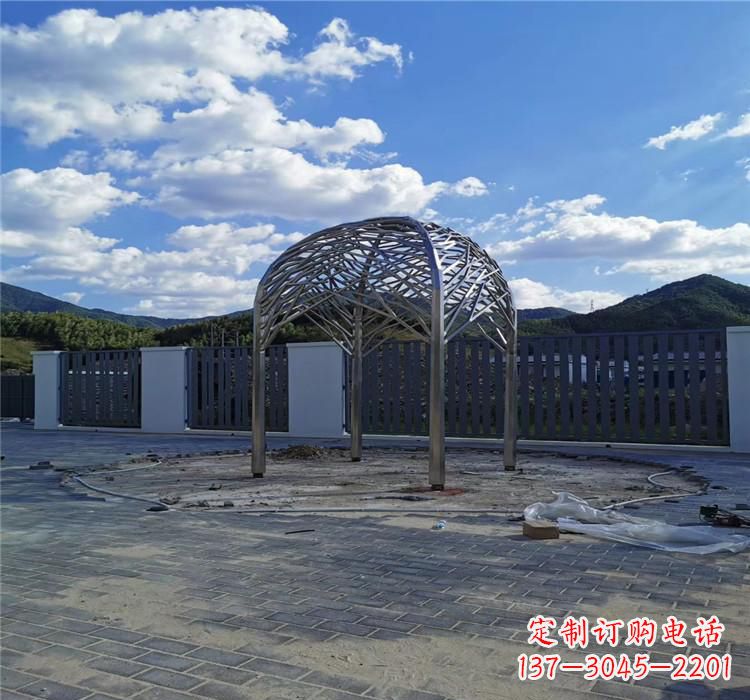 黄冈不锈钢凉亭雕塑美丽的艺术之作