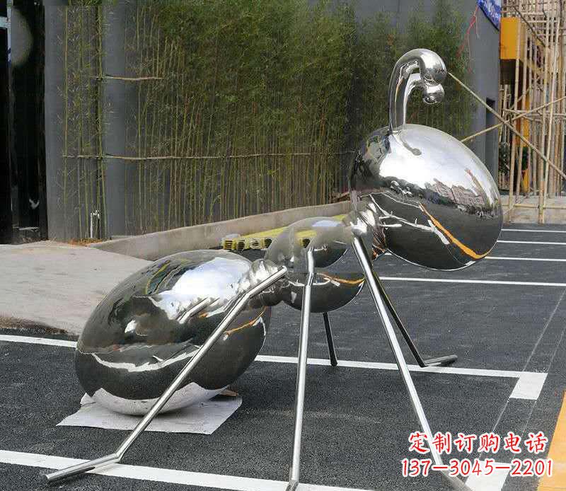 黄冈不锈钢蚂蚁雕塑——艺术的融合