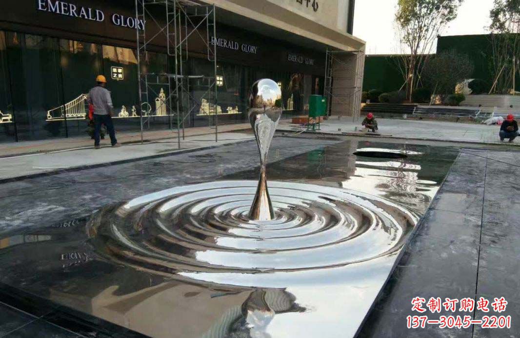 黄冈不锈钢水滴雕塑美丽的艺术表现