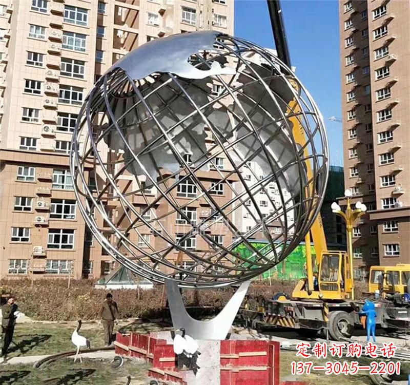 黄冈不锈钢地球仪雕塑以艺术表达地球的美