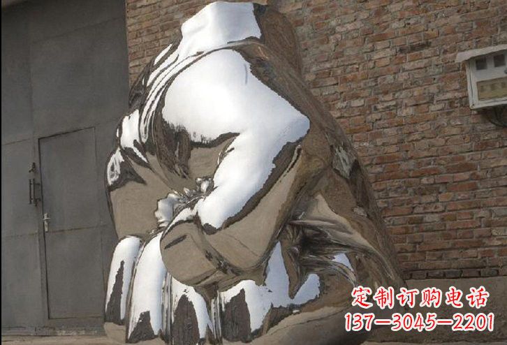 黄冈不锈钢拳头雕塑给人以力量的象征