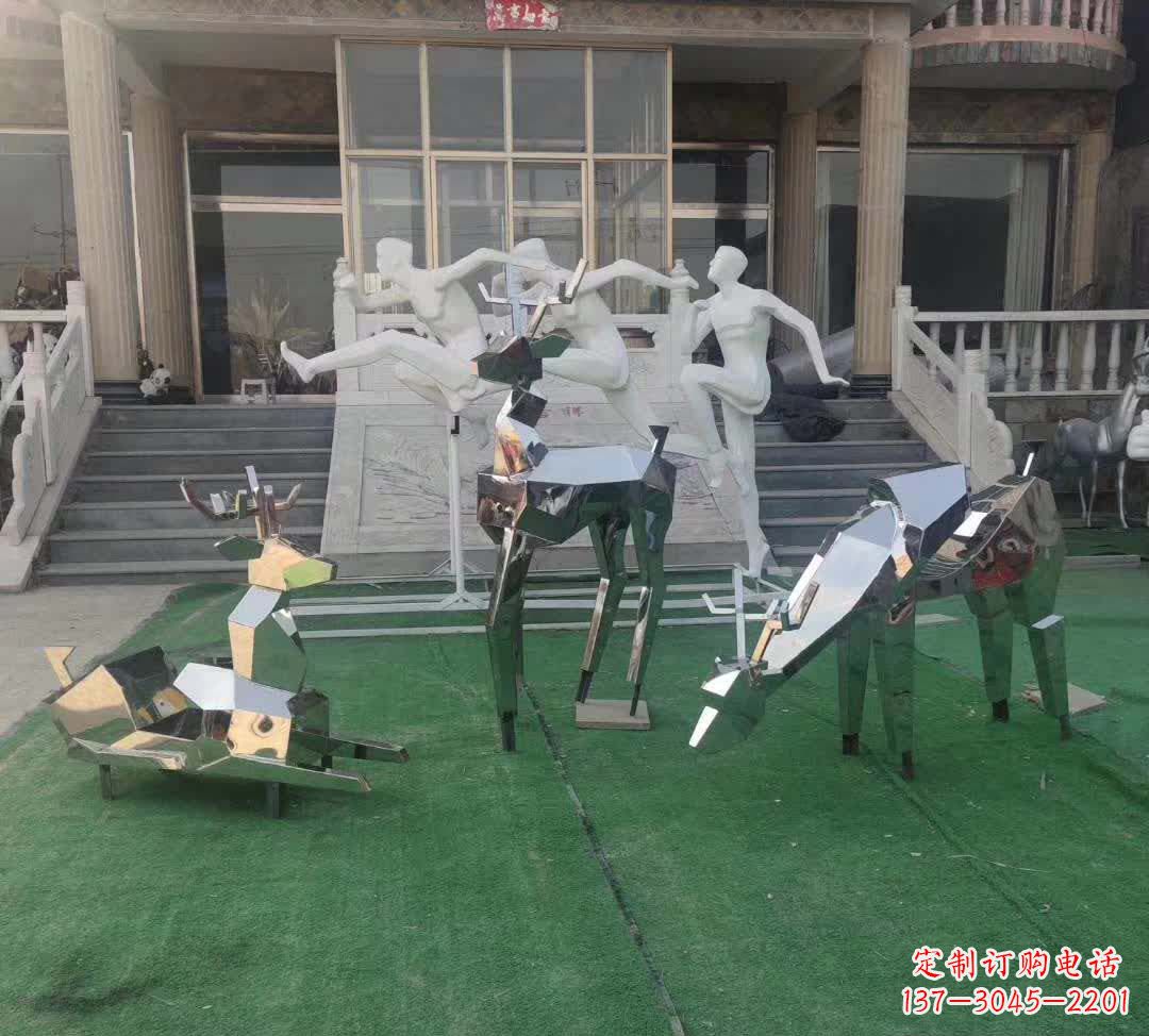 黄冈精美动物雕塑点缀不锈钢售楼部