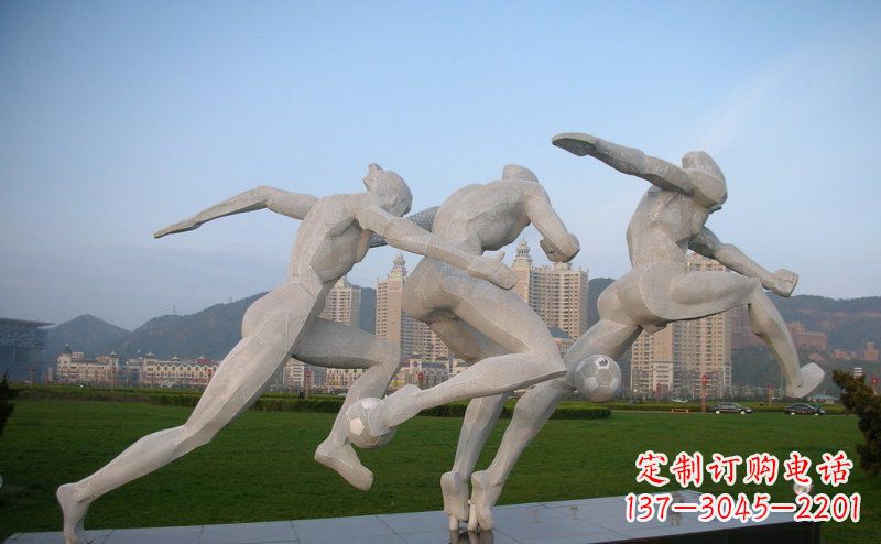 黄冈足球雕塑给公园景观增色