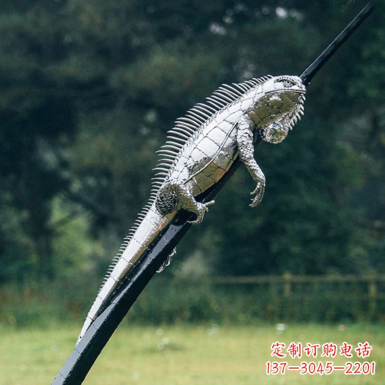 黄冈不锈钢蜥蜴雕塑艺术的精美体现