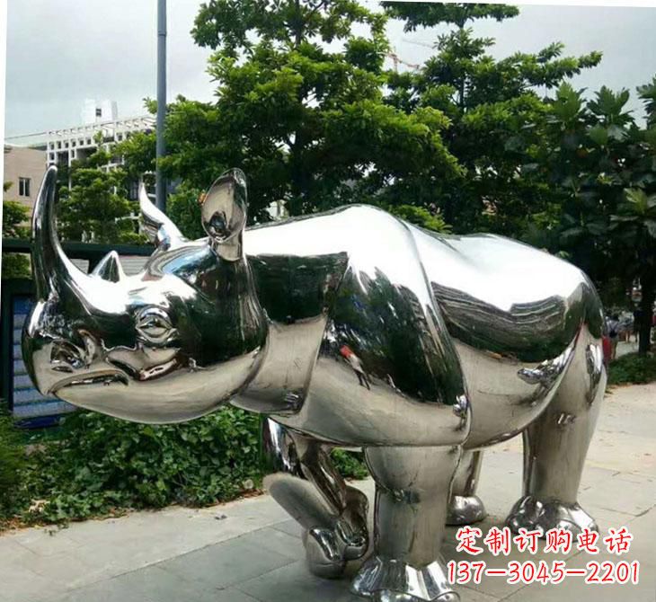 黄冈不锈钢犀牛雕塑传承自然之美