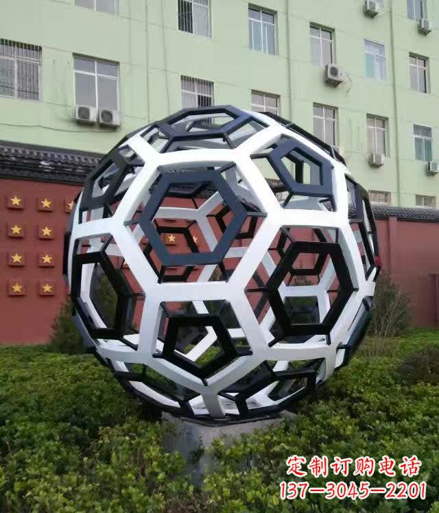 黄冈不锈钢足球雕塑缔造校园新风貌