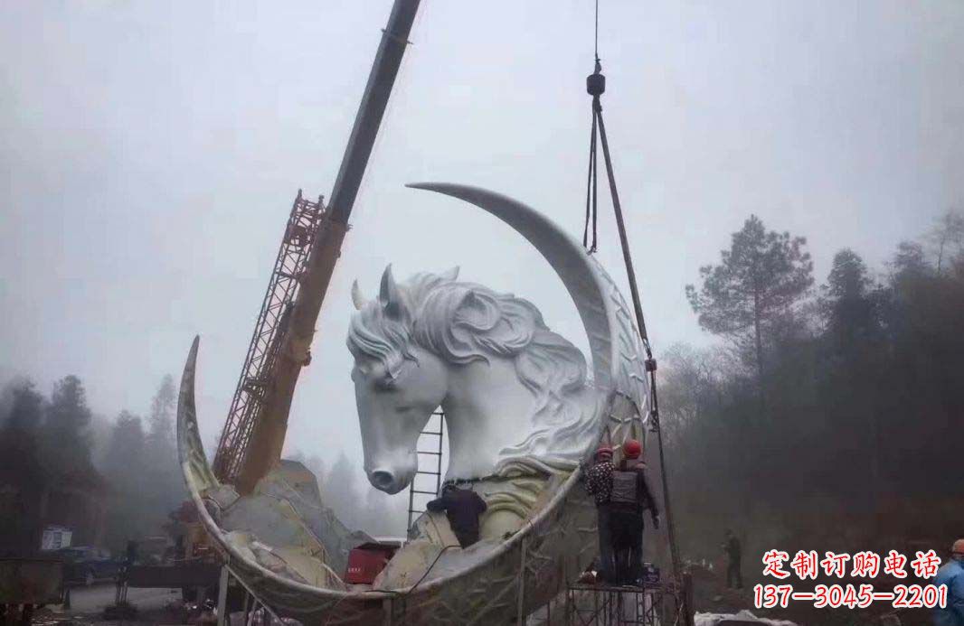黄冈不锈钢月亮雕塑