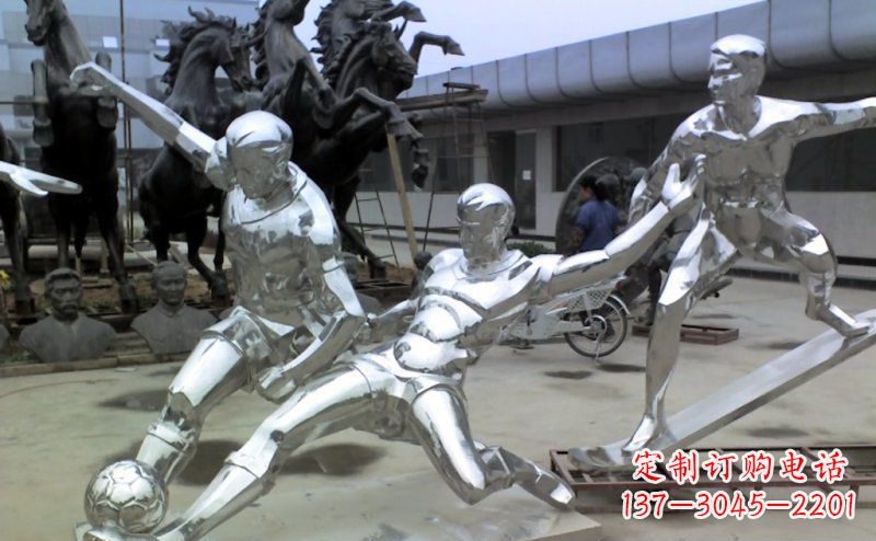 黄冈不锈钢足球雕塑充满活力的艺术象征