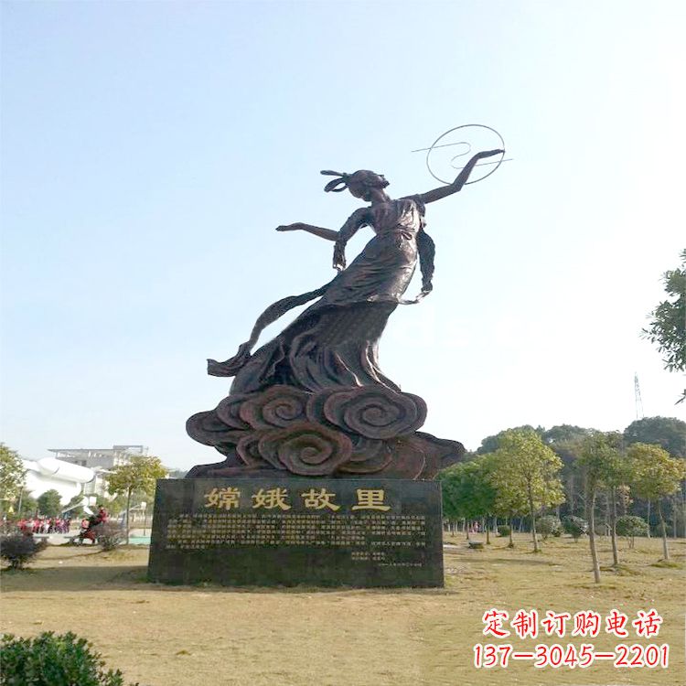 黄冈嫦娥传说一座神秘的雕像