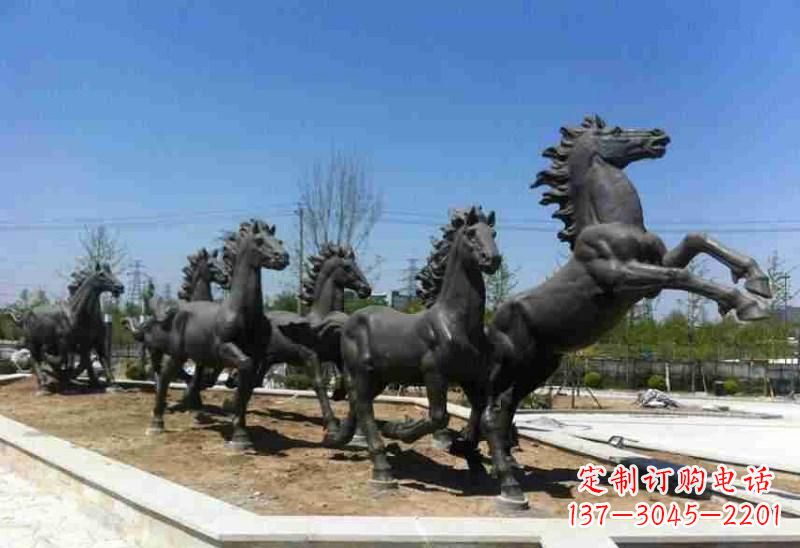 黄冈铜马雕塑美观华贵的城市艺术