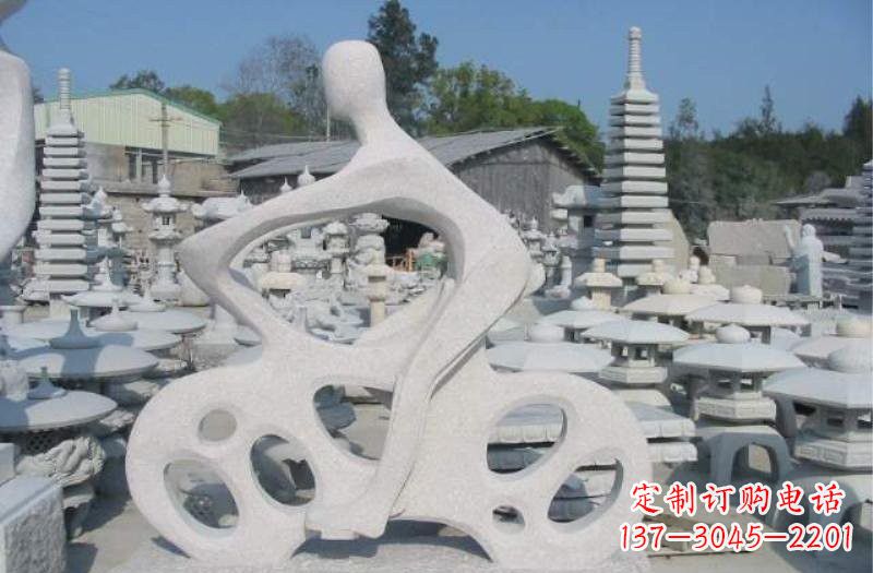 黄冈骑手的精神一座摩托雕塑