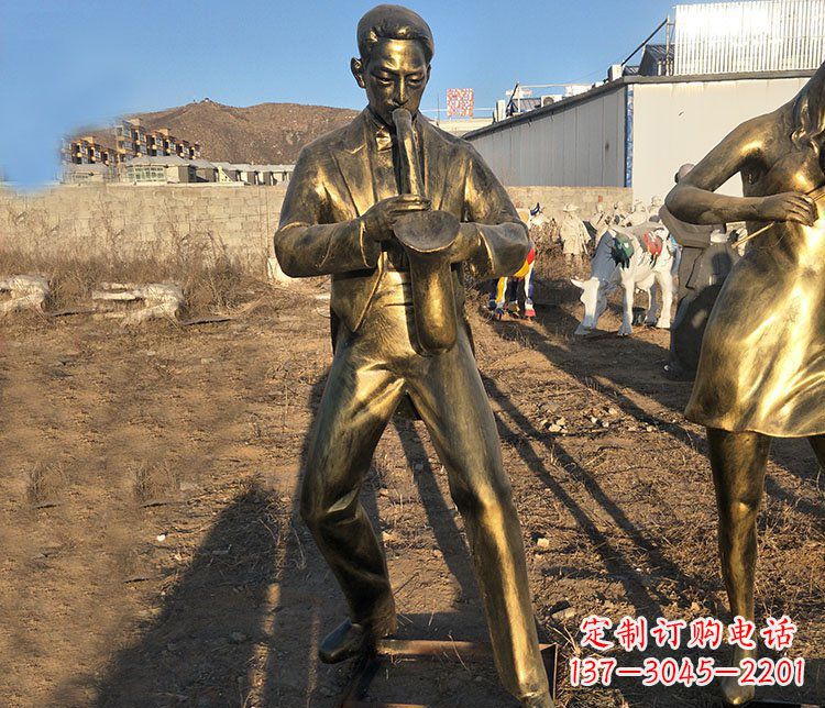 黄冈铜雕萨克斯风音乐人物