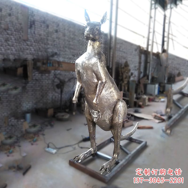 黄冈纯铜铸造的袋鼠雕塑