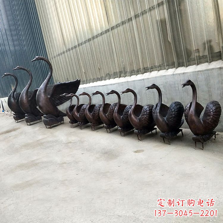 黄冈精致的铜质天鹅雕塑