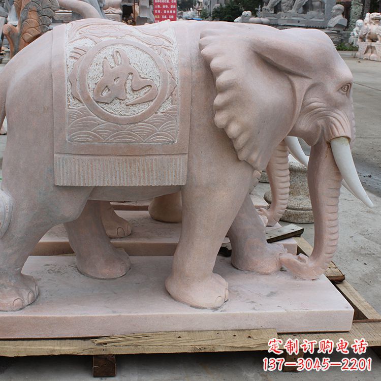 黄冈祠堂大象雕塑