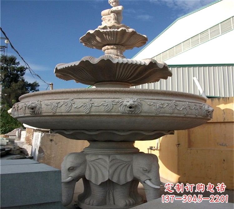 黄冈雕刻出美景大钵石雕塑的天鹅