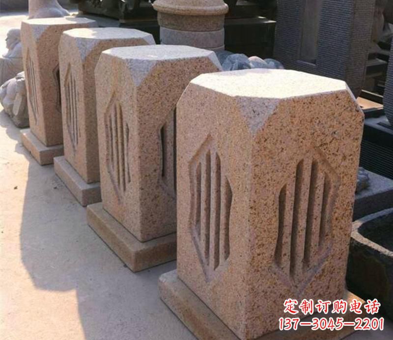 黄冈精美的大理石灯雕塑