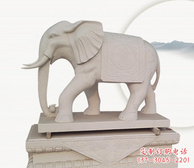 黄冈大理石公园内的巨大雕塑