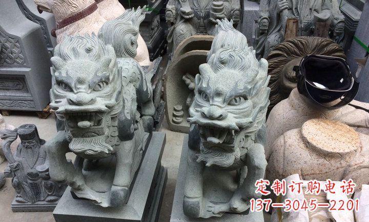 黄冈大理石立式麒麟门口镇宅石雕