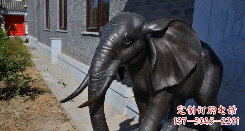 黄冈优雅大象铜雕