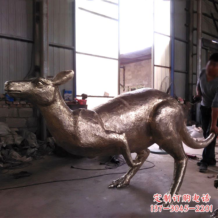 黄冈精美袋鼠纯铜雕塑
