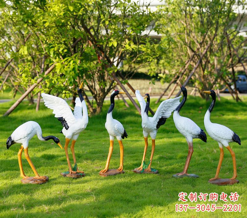 黄冈丹顶鹤抽象雕塑