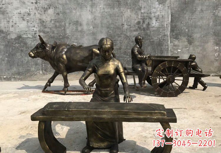 黄冈弹古筝的美女铜雕