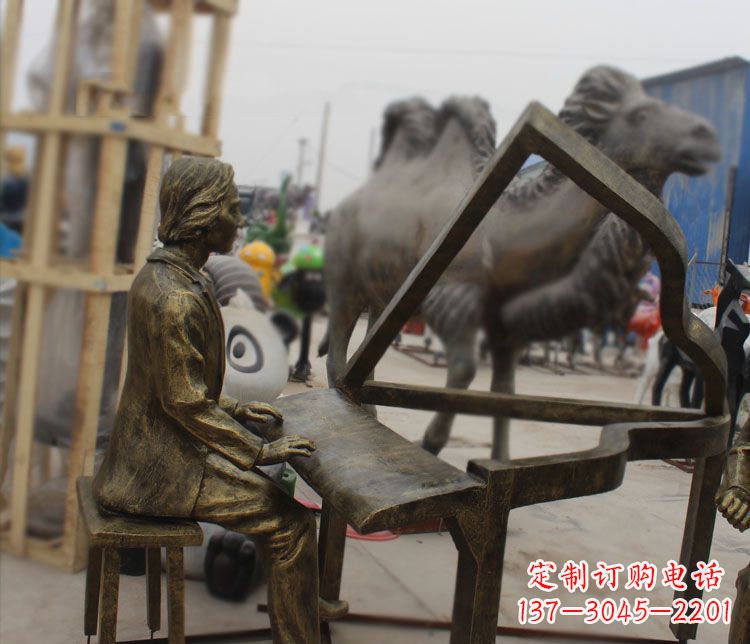 黄冈弹抽象钢琴的人物铜雕